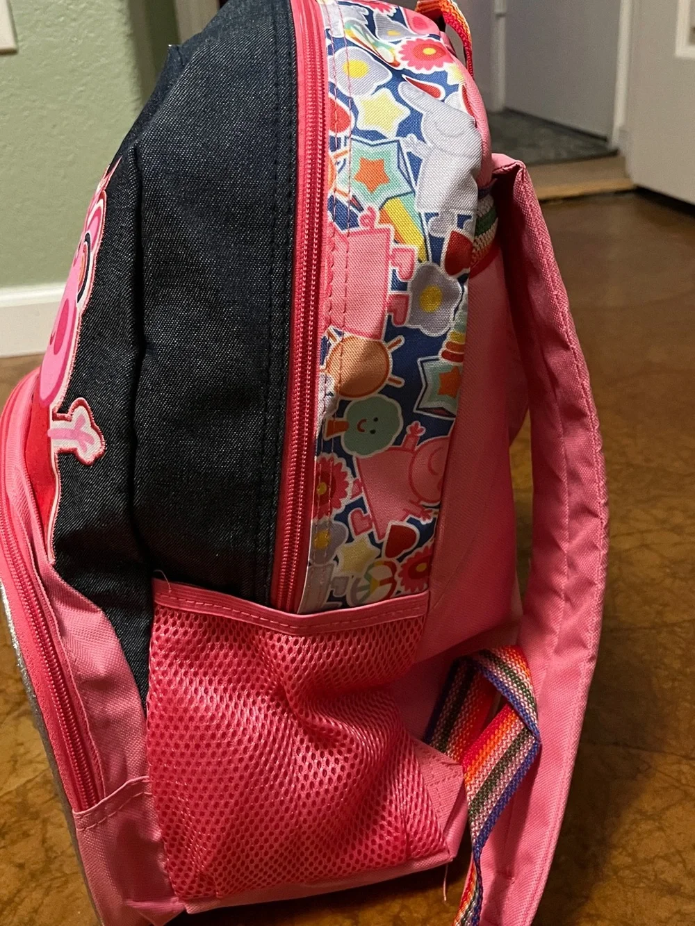 NWT Peppa Pig Kids Rainbow 🌈 Backpack